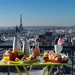 Hotel Mercure Montmartre Sacré Coeur 4*