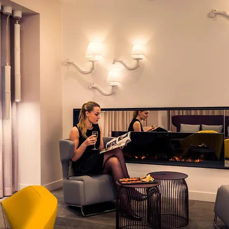 Mercure Montmartre Sacre Coeur Hotel