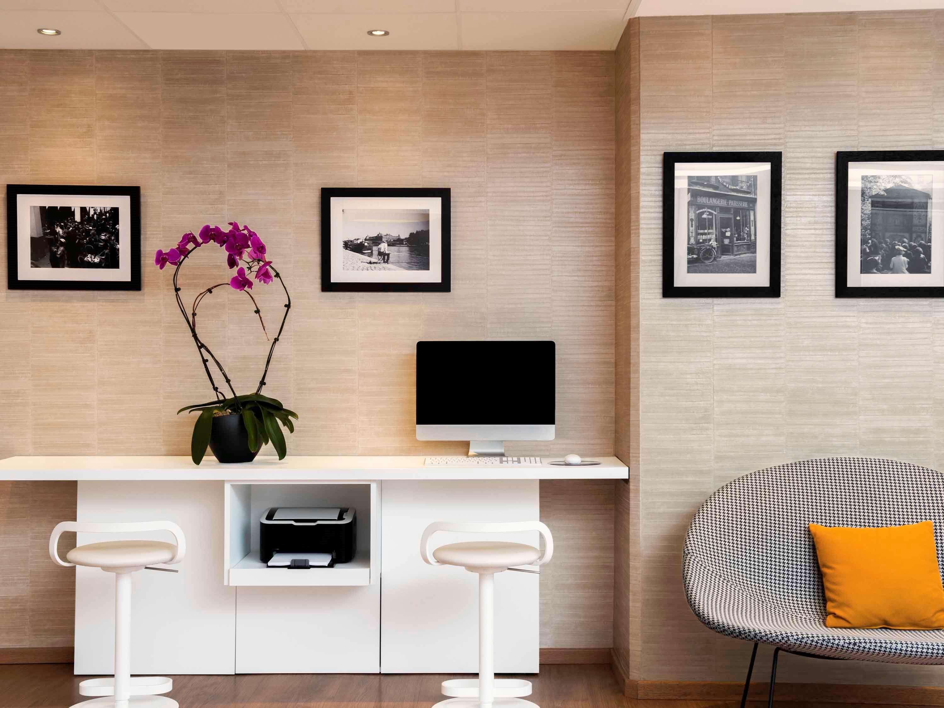 Hotel Mercure Montmartre Sacré Coeur 4*