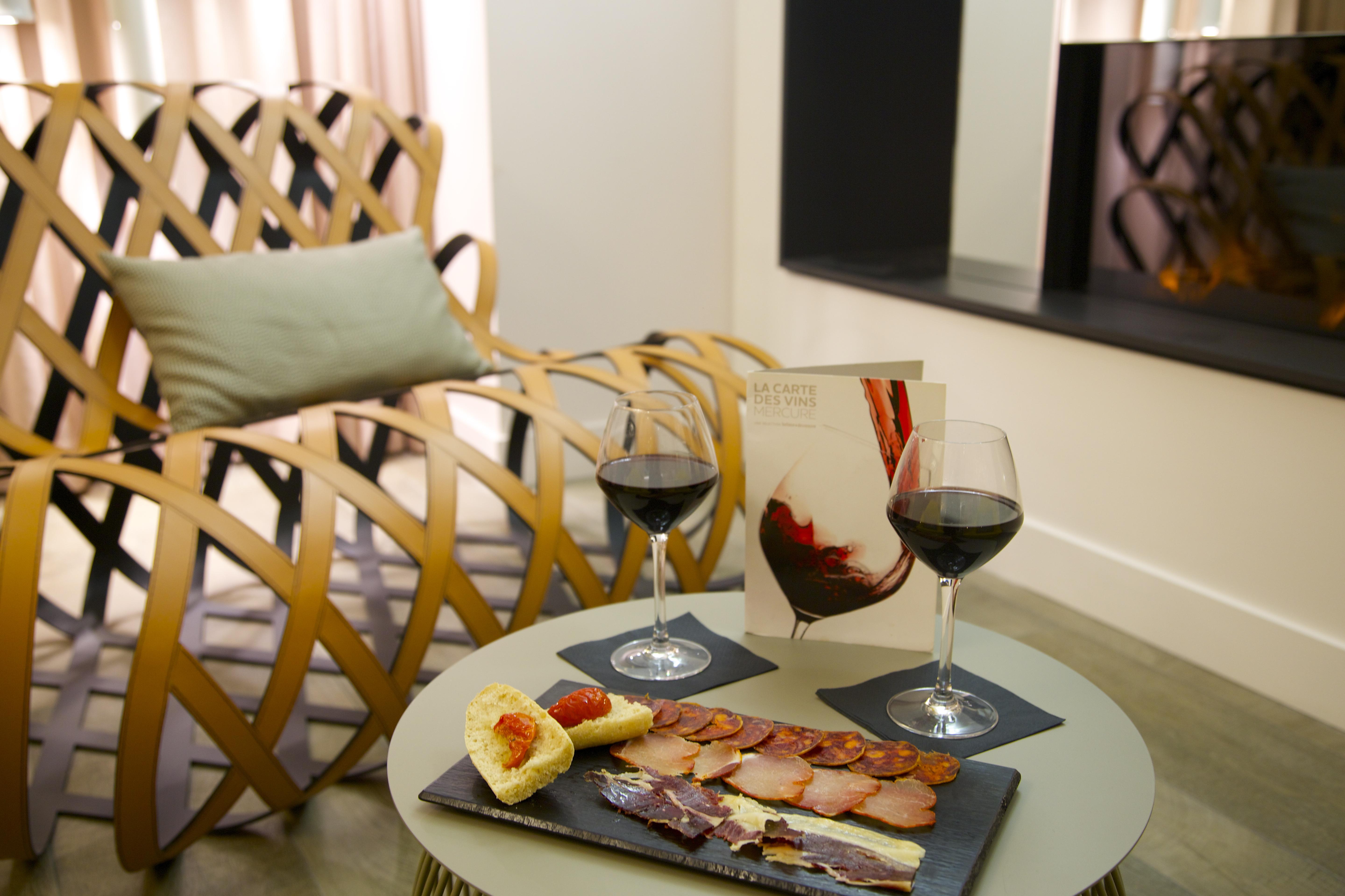 Mercure Montmartre Sacre Coeur Hotel 4*