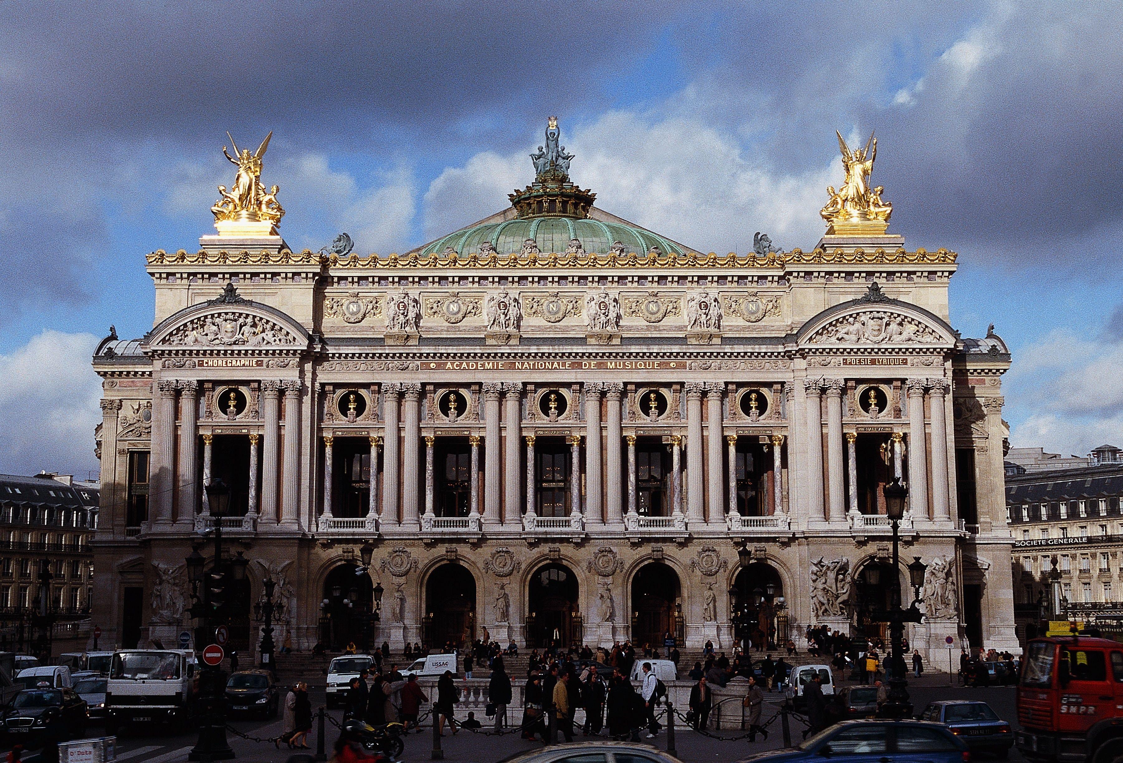 Mercure Montmartre Sacre Coeur Hotel 4*