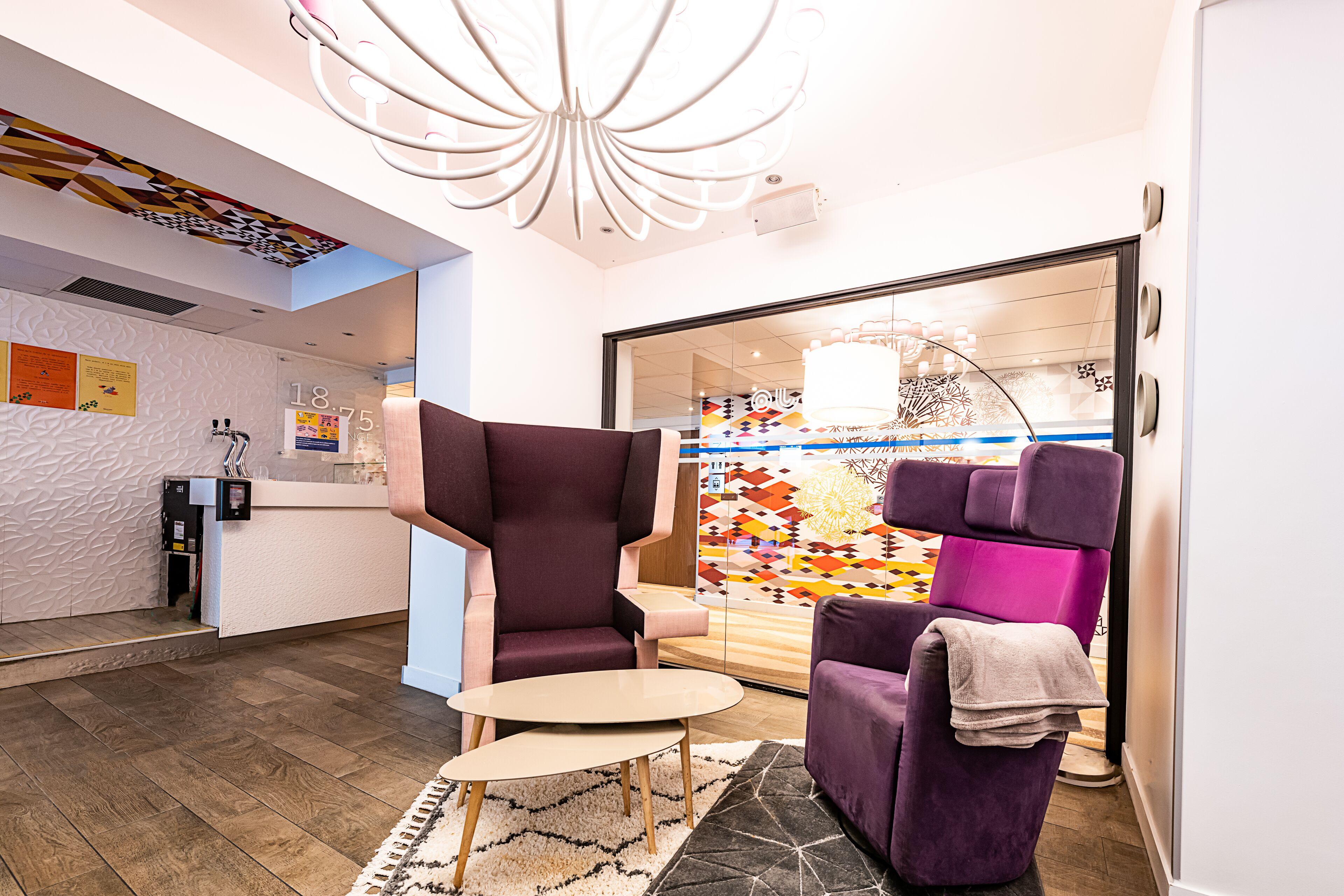 Hotel Mercure Montmartre Sacre Coeur 4*