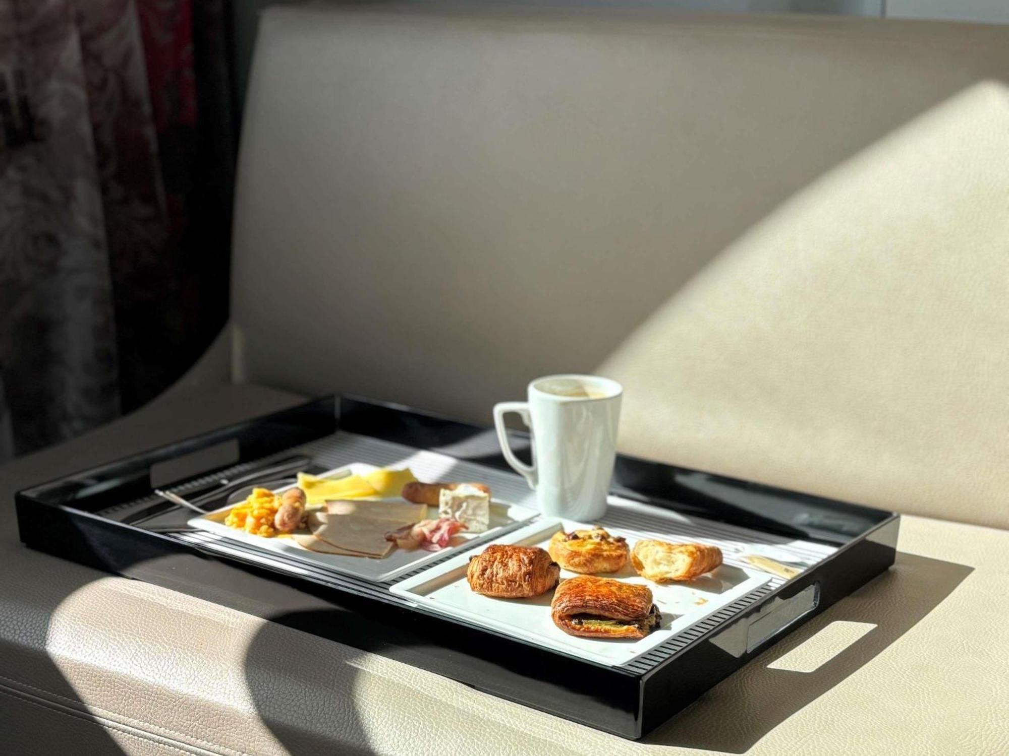 Mercure Montmartre Sacre Coeur Hotel