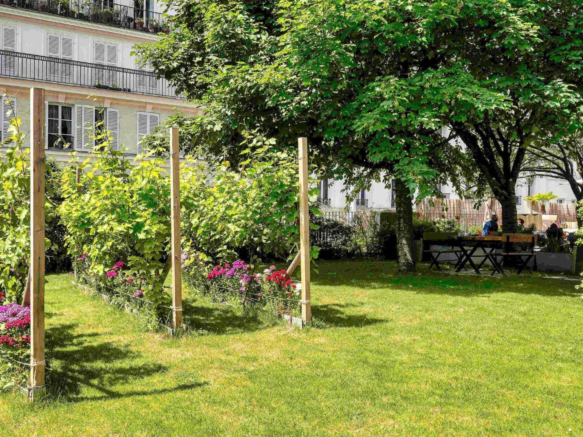 Mercure Montmartre Sacré Coeur Hotel 4*