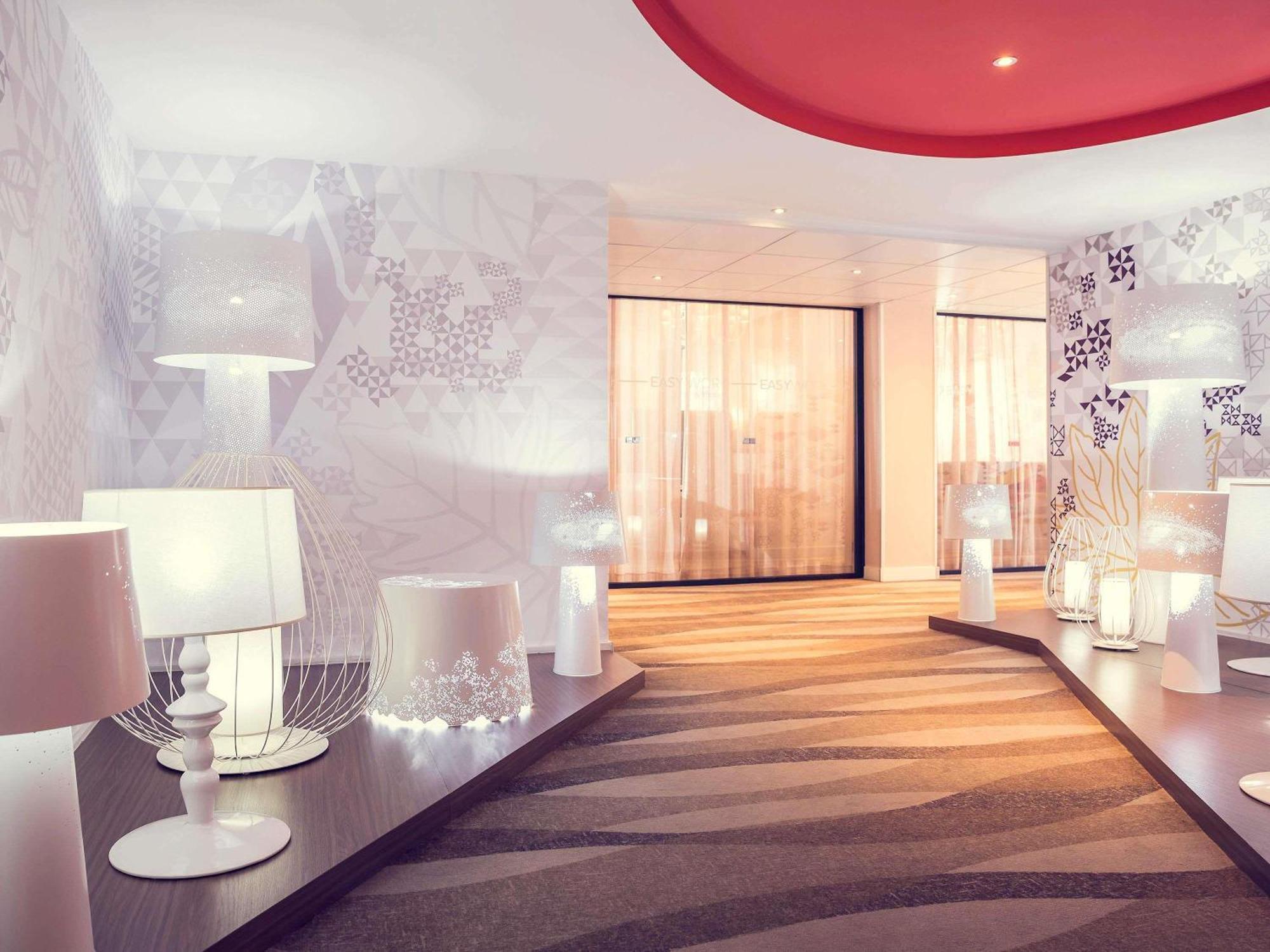 Hotel Mercure Montmartre Sacré Coeur Parigi