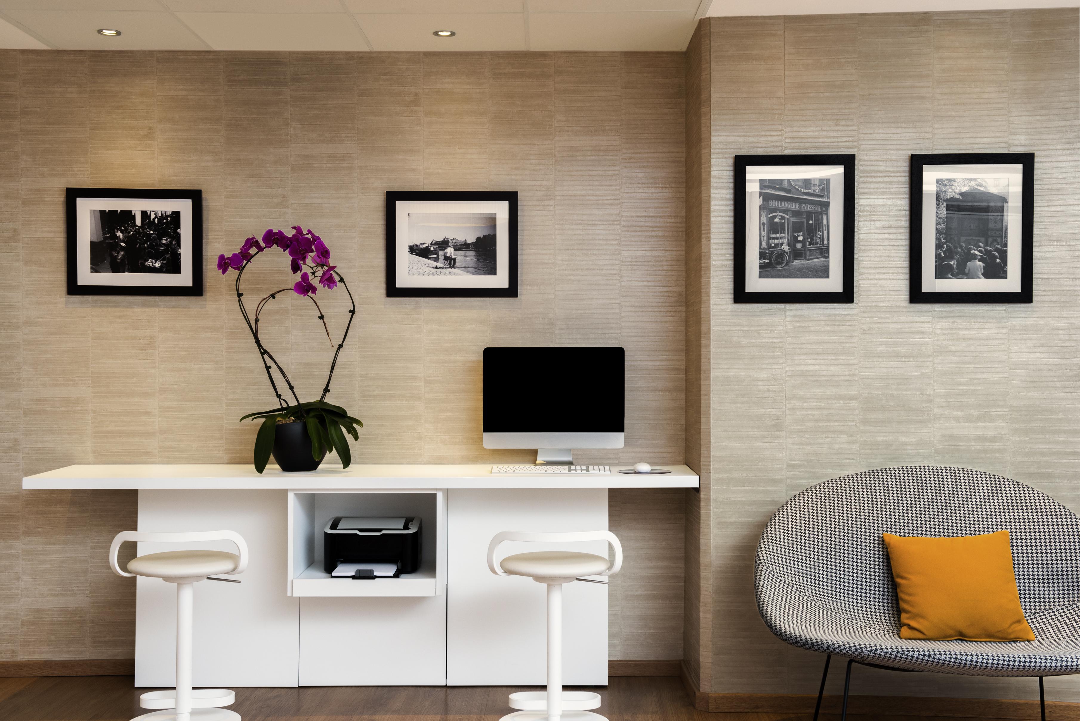 Mercure Montmartre Sacré Coeur Hotel