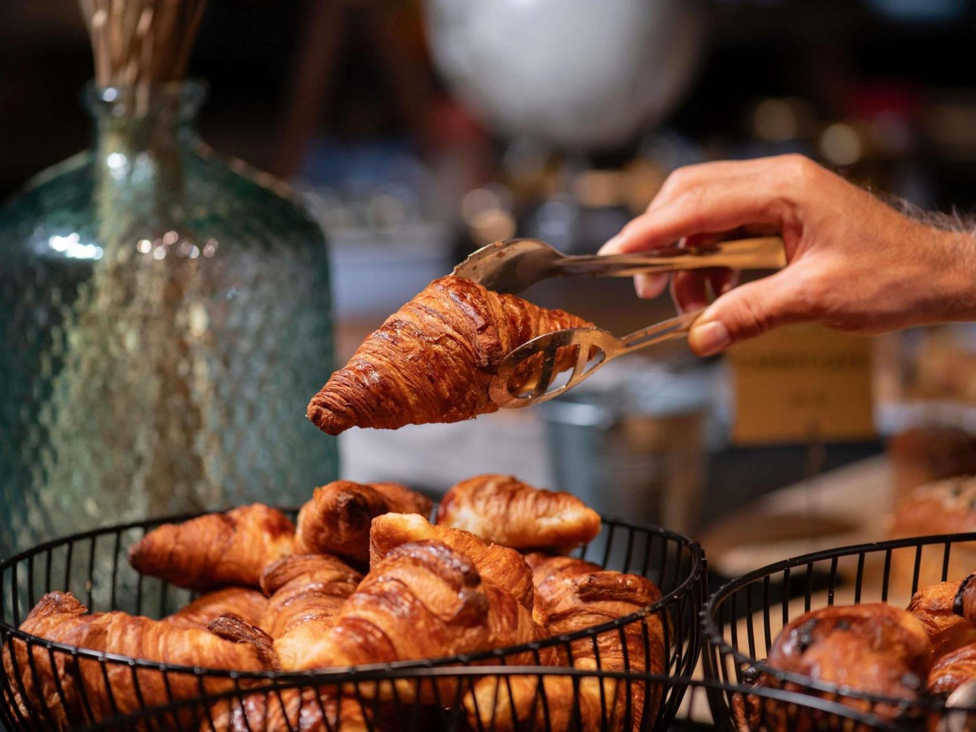 Hotel Mercure Montmartre Sacré Coeur Parigi
